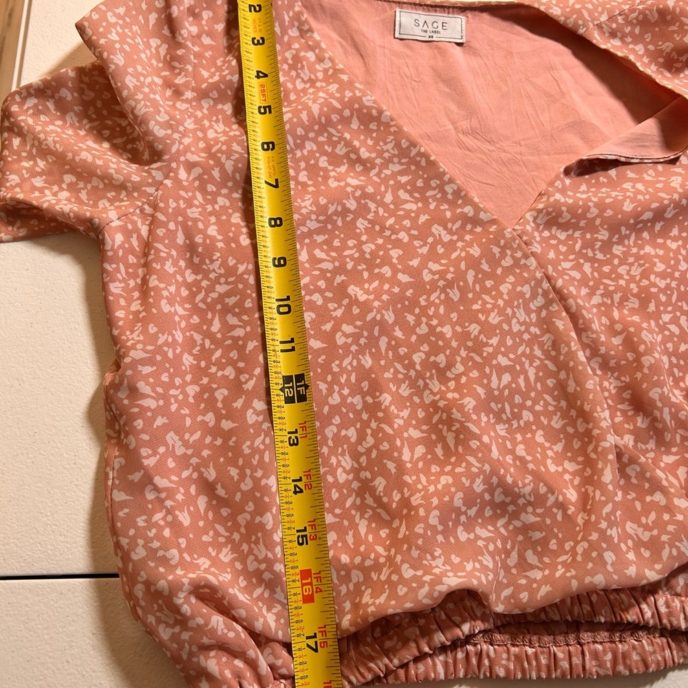 Sage The Label XS Blush Pink Floral Wrap Crop Top Bell Sleeve Boho - Picture 11 of 12